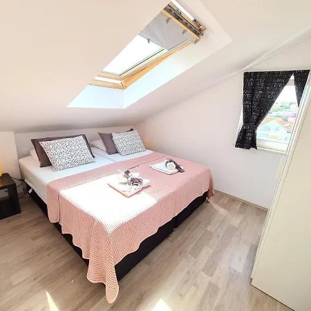 Karisima2 Apartmán *