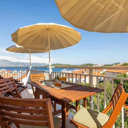 Karisima2 Apartman *